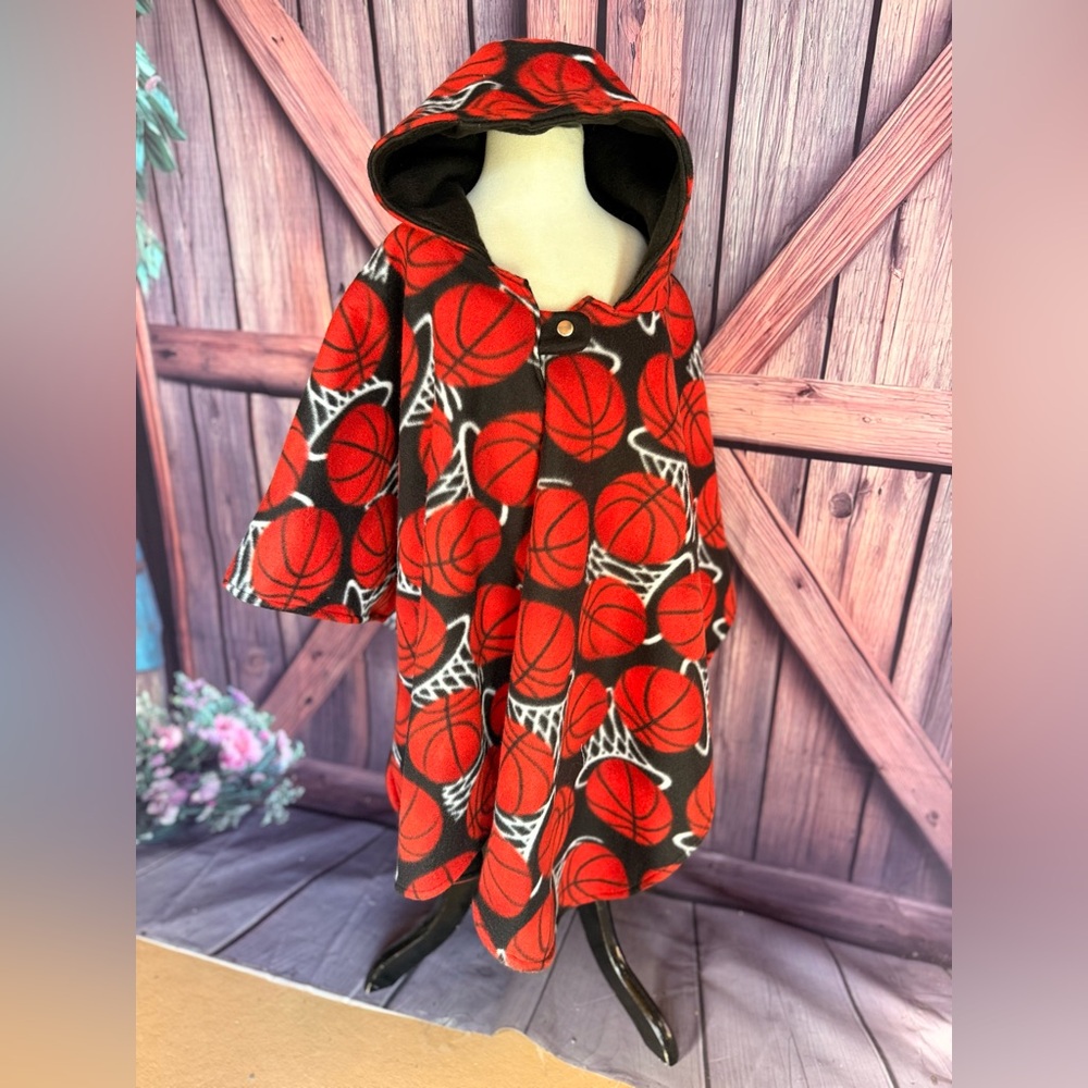 Adorable Hooded Car Seat Poncho